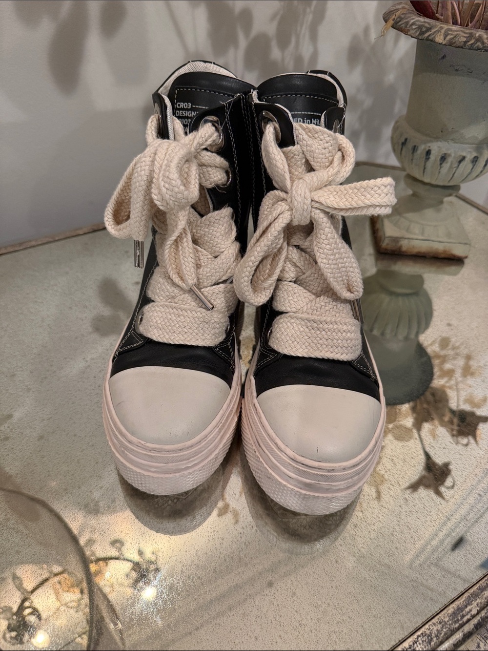 Black and Cream Platform High-Top Sneakers Calypso 300 black leather